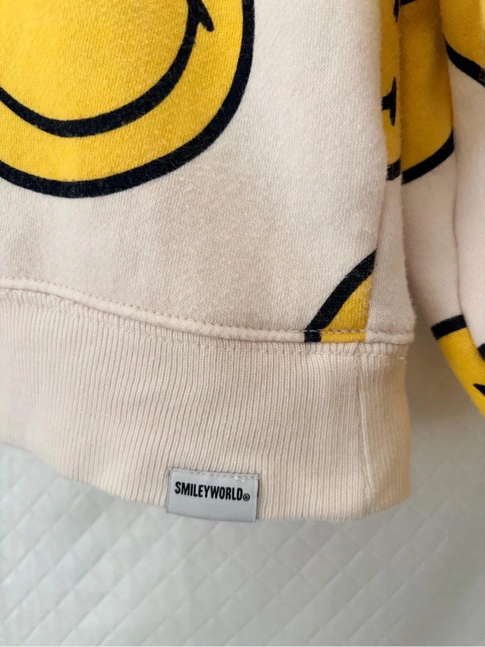 GAP Cream Crewneck with Yellow Smiley Print
